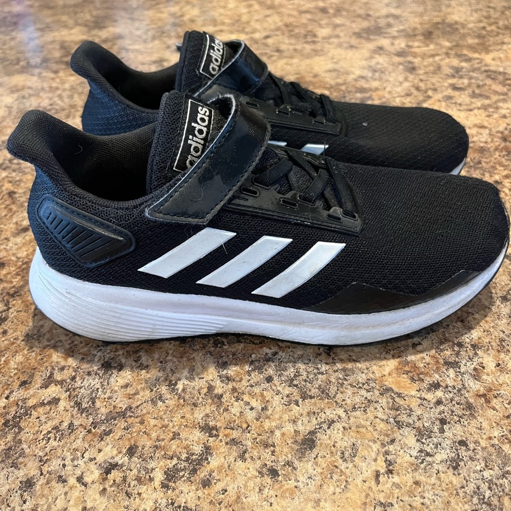 Boys Adidas Sneakers